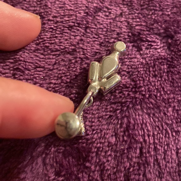 Vintage rhinestone screw back earrings  PM 359/2 - Picture 6 of 7